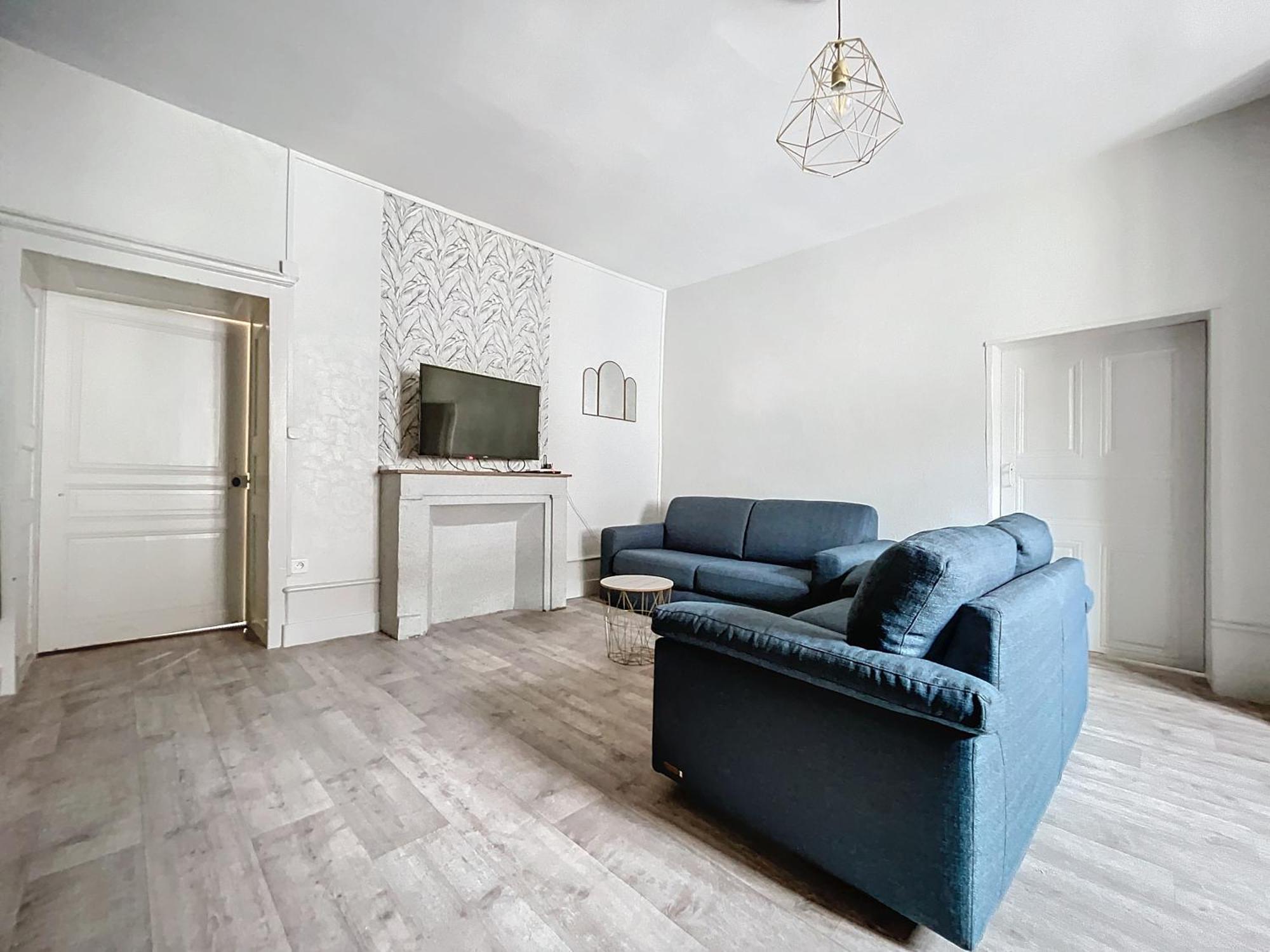 Grand Appartement Centre-Ville Clairvaux-les-Lacs Exteriör bild